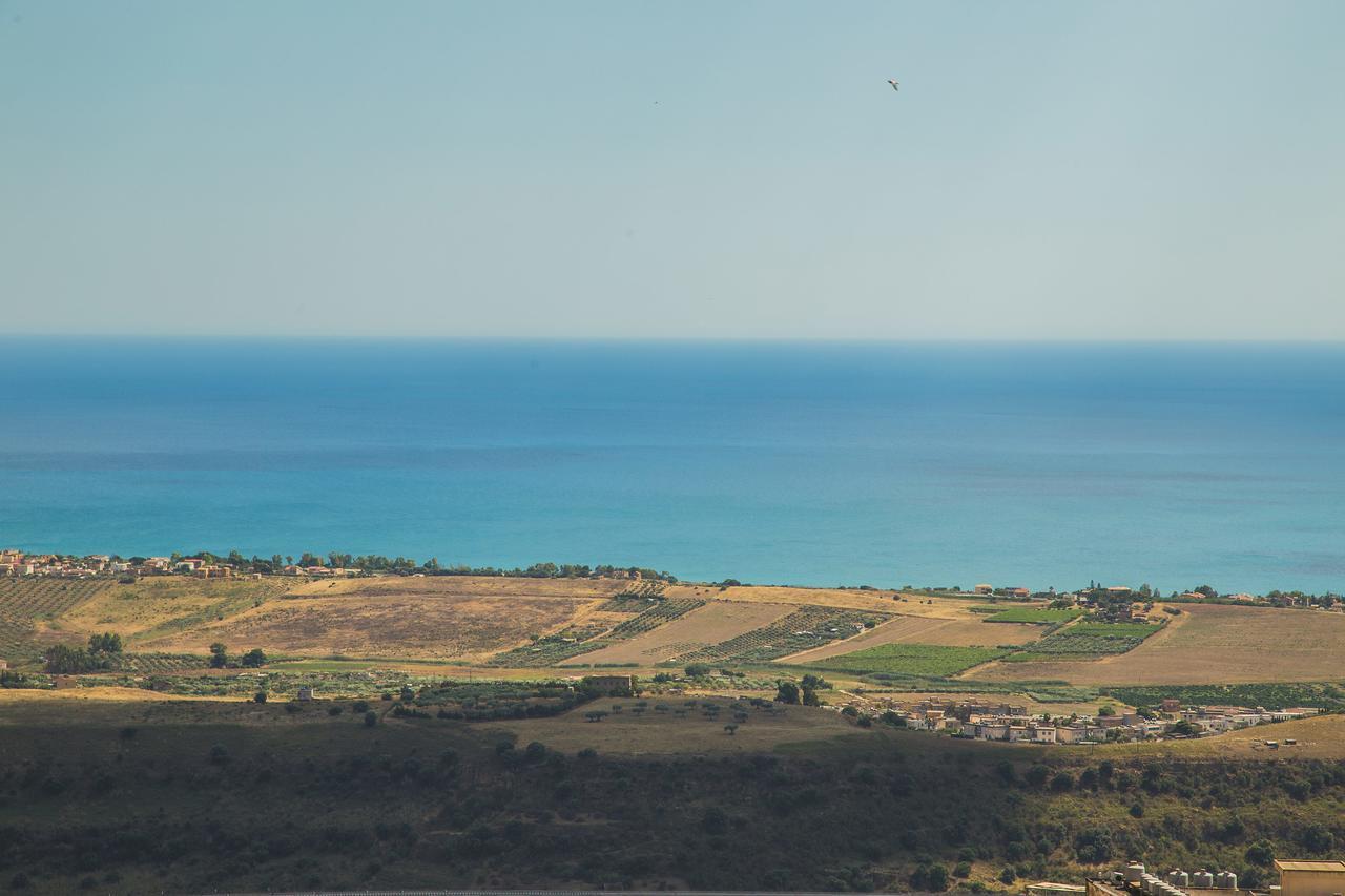B&B Alla Cattedrale Agrigento Exteriör bild
