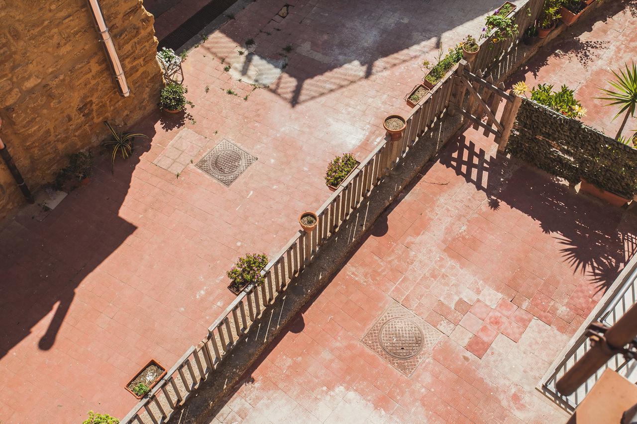 B&B Alla Cattedrale Agrigento Exteriör bild